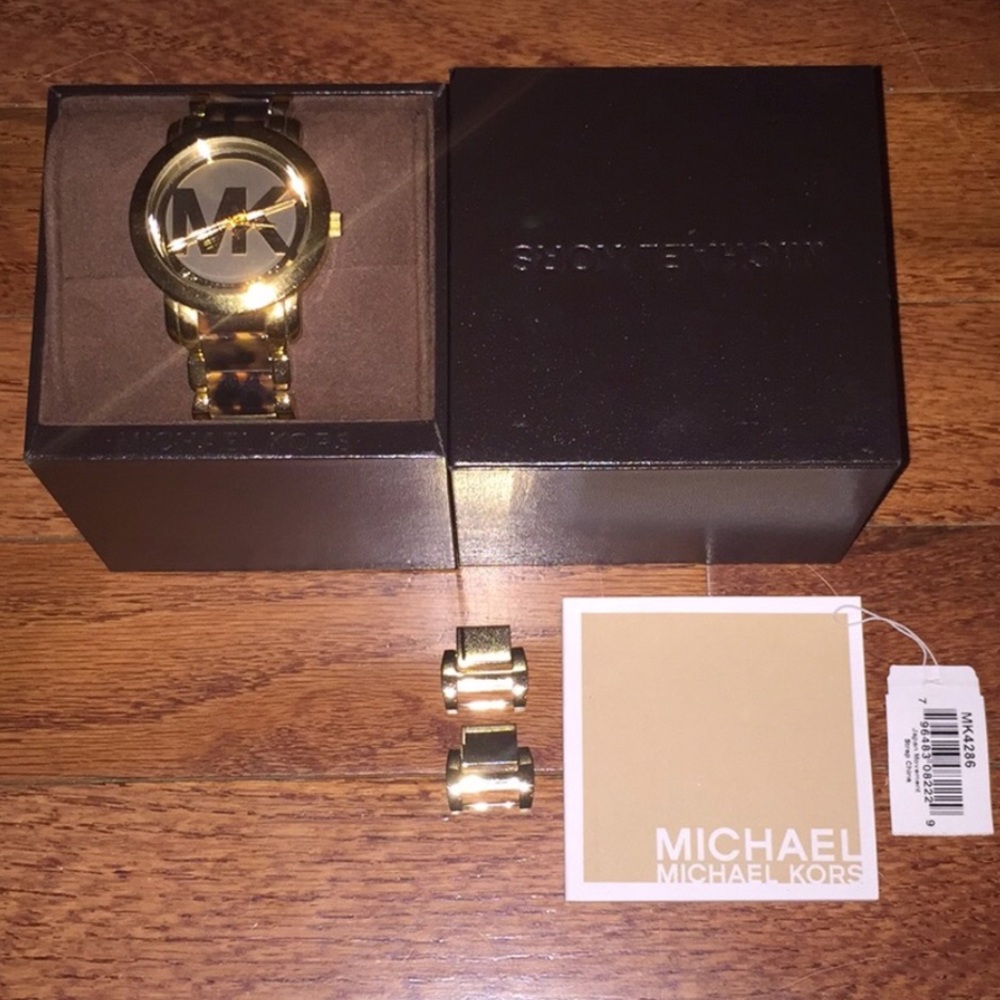MICHAEL KORS WATCH